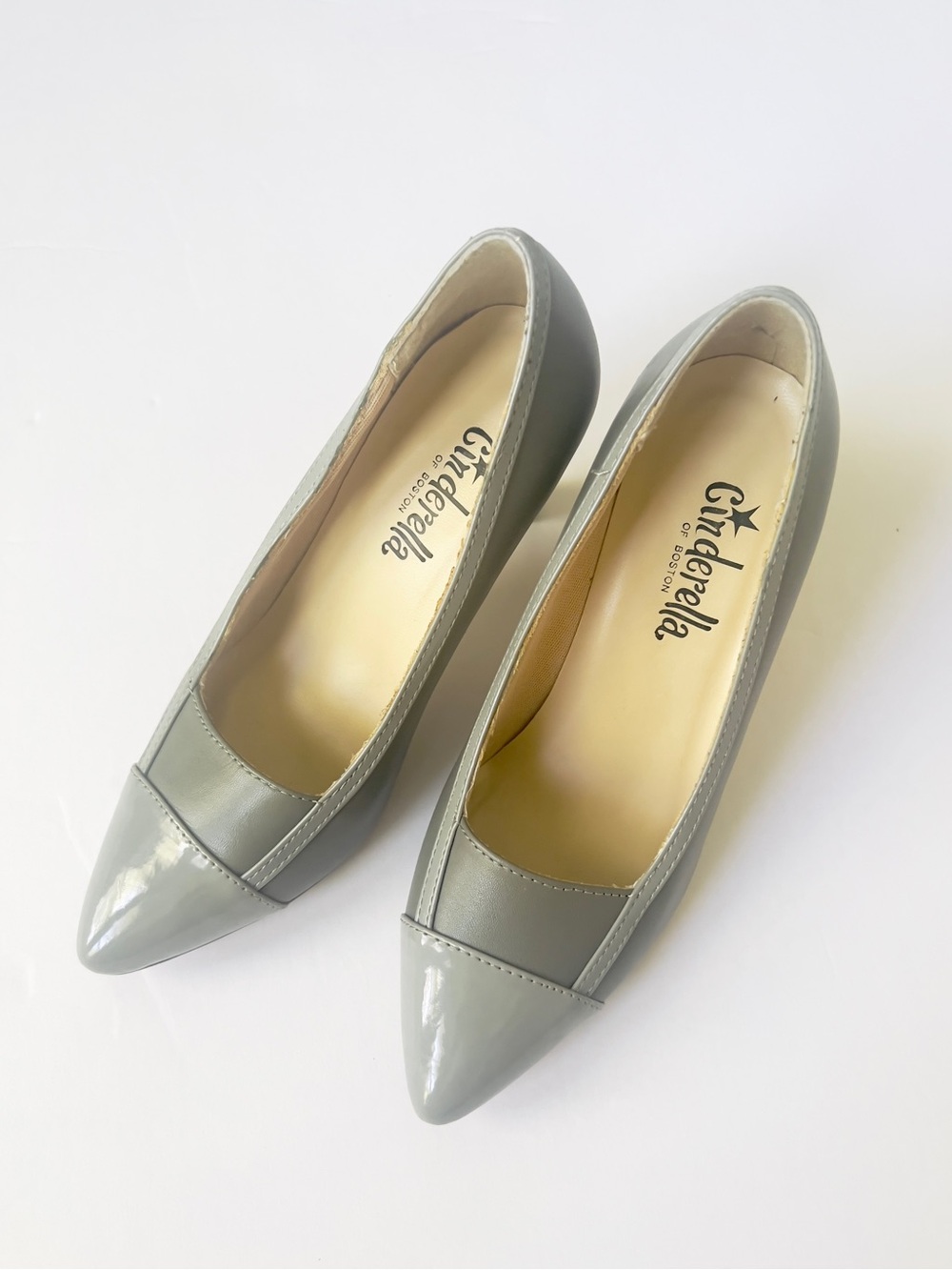 Cinderella of Boston Light Gray Pointed-Toe 2.75-in Pumps
